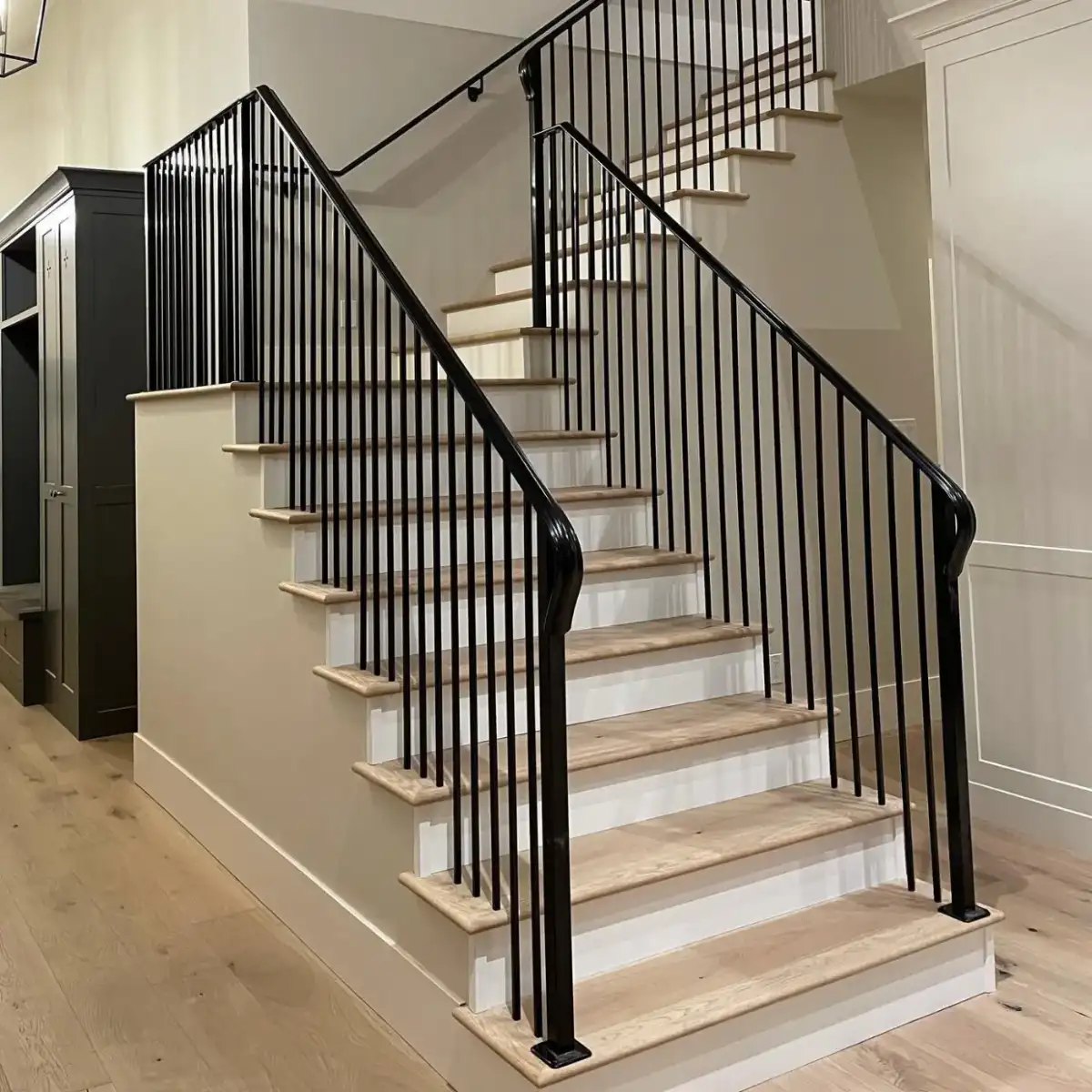 Interior stair railing