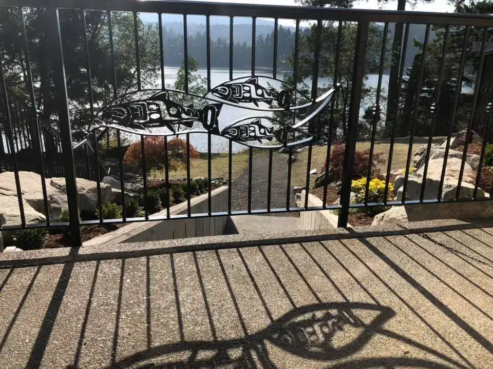 Salmon railing